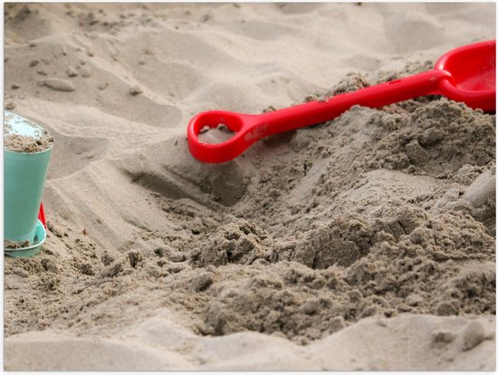 WallClassics - Poster (Matte) - Pelle et Seau sur la Plage - 80x60 cm Photo sur Papier Poster avec un aspect Mat