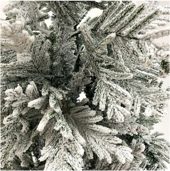 Nordlandia Kunstkerstboom 240 cm Groen Metalen Standaard