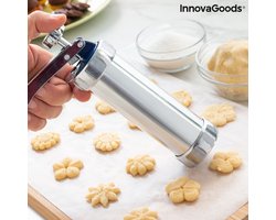 2-in-1 - Koekjespistool - Koekjespers - Garneerspuit - Koekjes Spuit - Koekjes Vormpjes - Koekvorm - Koekjes Bakken - 8 Spuitmondjes - RVS - 20 Delig en Garneerspuit Prekies 2-in-1 - Koekjespistool - Koekjespers - Garneerspuit - Koekjes Spuit - Koekjes Vormpjes - Koekvorm - Koekjes Bakken - 8 Spuitmondjes - RVS - 20 Delig en Garneerspuit Prekies