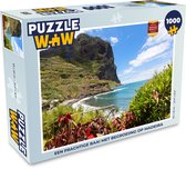Puzzel Een prachtige baai met begroeiing op Madeira - Legpuzzel - Puzzel 1000 stukjes volwassenen