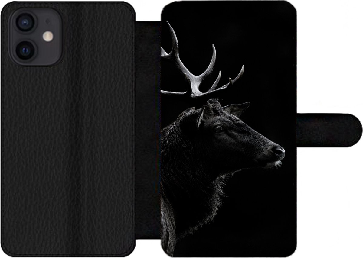 Telefoonhoesje Geschikt voor iPhone 12 telefoonhoesje - Hert - Zwart - Portret - Gewei - Dieren - Met vakjes - Wallet case met magneetsluiting