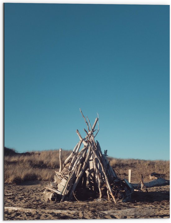 WallClassics - Dibond - Tent van Takken in de Duinen - 60x80 cm Foto op Aluminium (Wanddecoratie van metaal)