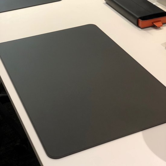 RUDI RABITTI BUREAU ONDERLEGGER ZWART LEDER 60 X 39 CM