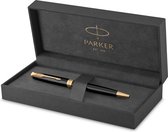 Parker Sonnet-balpen | Zwarte lak met gouden rand | Medium punt met zwarte inkt | Geschenkverpakking