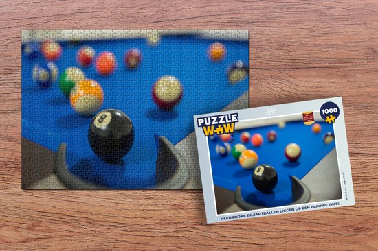 Foto: Puzzel kleurrijke biljartballen liggen op een blauwe tafel legpuzzel puzzel 1000 stukjes volwassenen