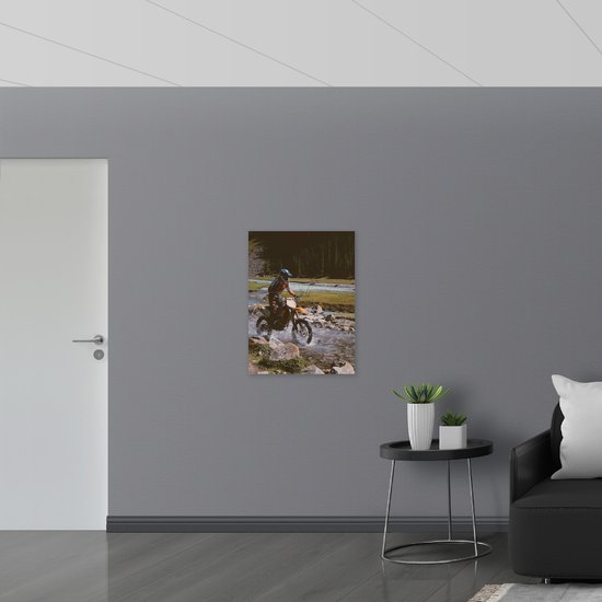 WallClassics - Plaque de Mousse PVC - Motorcrosser Driving Through Rivers - 60x80 cm Photo sur Plaque de Mousse PVC