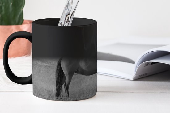 Mug Magique - Photo sur Mugs Chauffants - Mug à Café - Paarden - Animaux - Portrait - Zwart et Blanc - Campagne - Mug Magic - Tasse - 350 ML - Mug à Thé