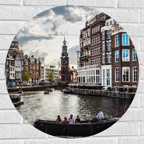 WallClassics - Muursticker Cirkel - Bootjes door de Grachten van Amsterdam - 70x70 cm Foto op Muursticker