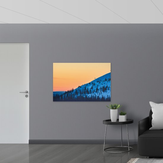 Acrylglas - Steile Wit Besneeuwde Berg - 120x80 cm Foto op Acrylglas (Wanddecoratie op Acrylaat)