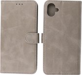 Hoesje Geschikt voor Samsung Galaxy A04 - Book Case Telefoonhoesje - Kaarthouder Portemonnee Hoesje - Wallet Cases - Grijs