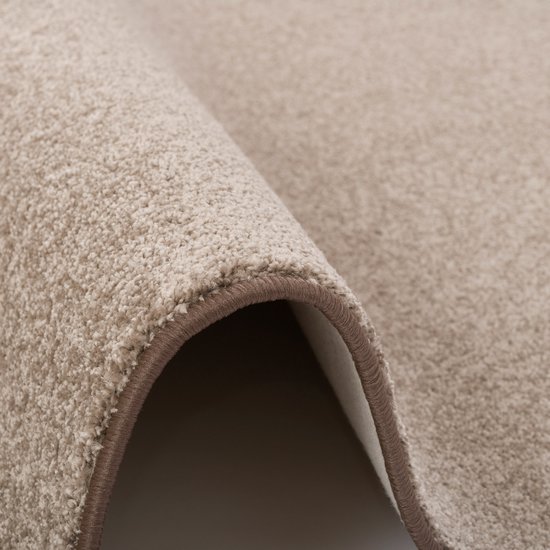 Scopri Tappeto Caren Taupe in diverse dimensioni