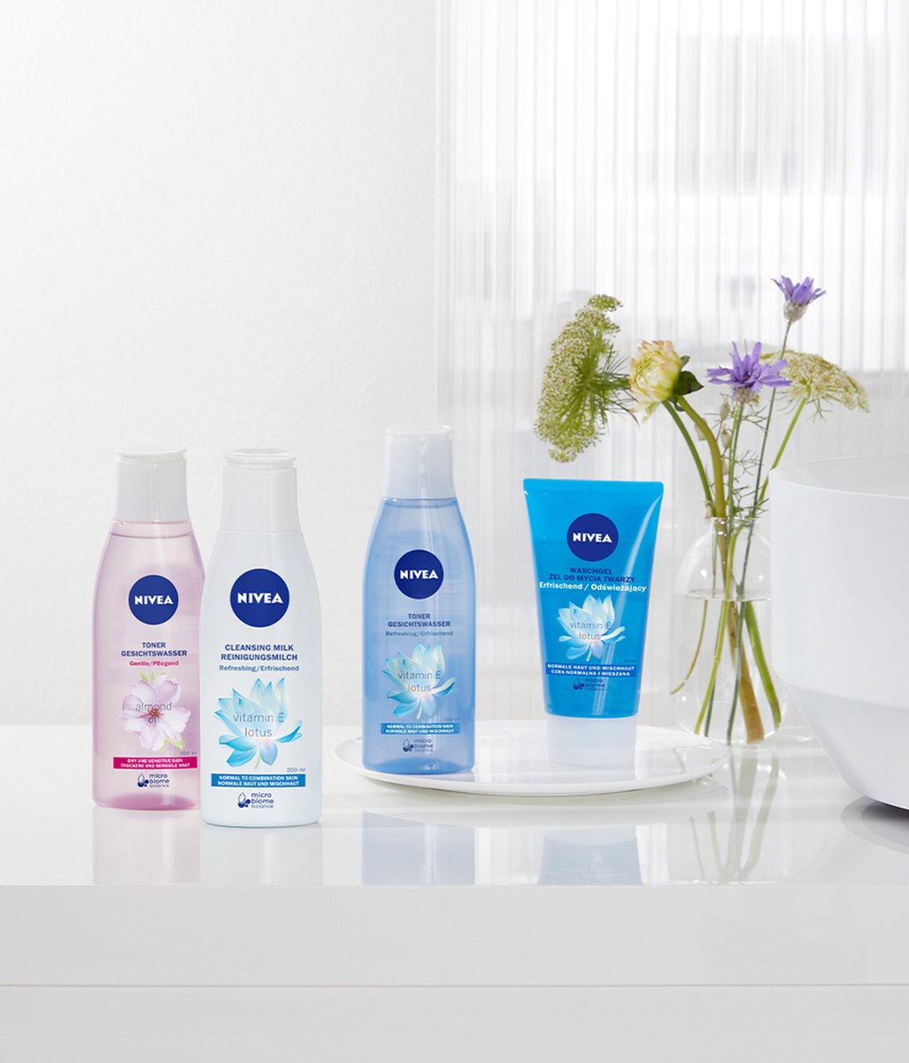 Beiersdorf AG NIVEA Essentials Verfrissende Reinigingsgel Normale Huid thumbnail 2