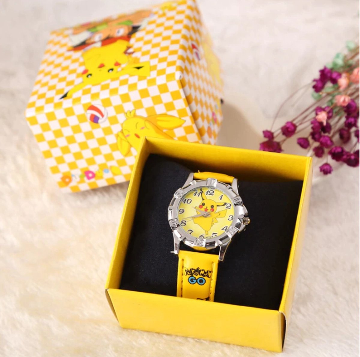 Pokémon Horloge Murale Officielle Pikachu Rouge – Design Pikachu Iconique, Cadran 2 Aiguilles, Décoration Chambre Enfant Fan Pokémon