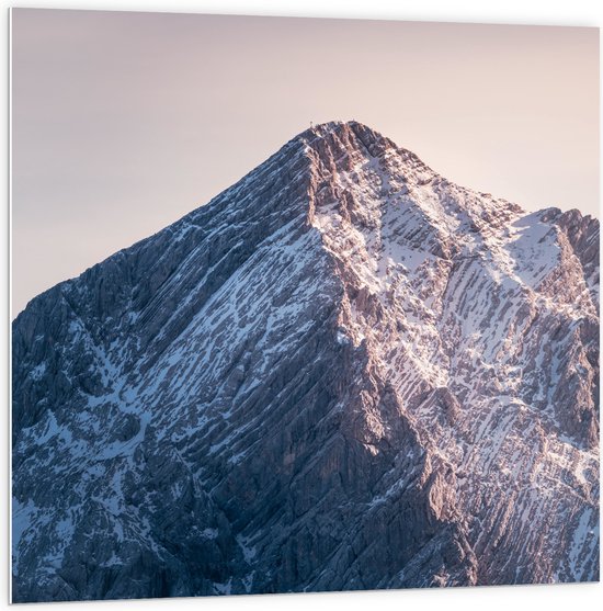 WallClassics - PVC Schuimplaat- Donkere Berg - 100x100 cm Foto op PVC Schuimplaat