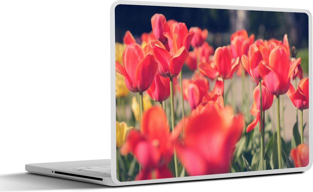 Laptop sticker - 14 inch - Tulpen - Bloemen - Natuur - 32x5x23x5cm - Laptopstickers - Laptop skin - Cover