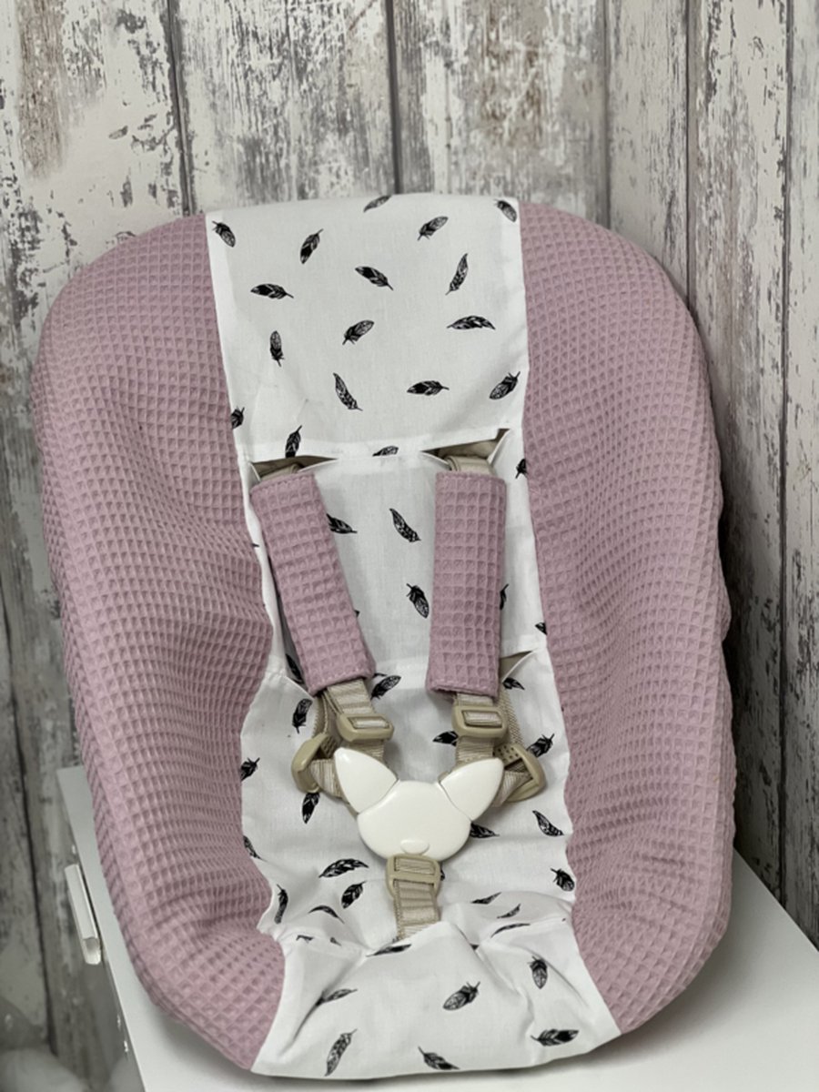 Stokke newborn hoes oud roze kleine veertjes