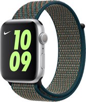 Apple Nike Sport Loop Band voor de Apple Watch Series 1 / 2 / 3 / 4 / 5 / 6 / 7 / 8 / 9 / SE - 38 / 40 / 41 mm - Hyper Crimson / Neptune Green