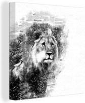 Canvas Schilderij Leeuw - Krant - Zwart - Wit - 90x90 cm - Wanddecoratie