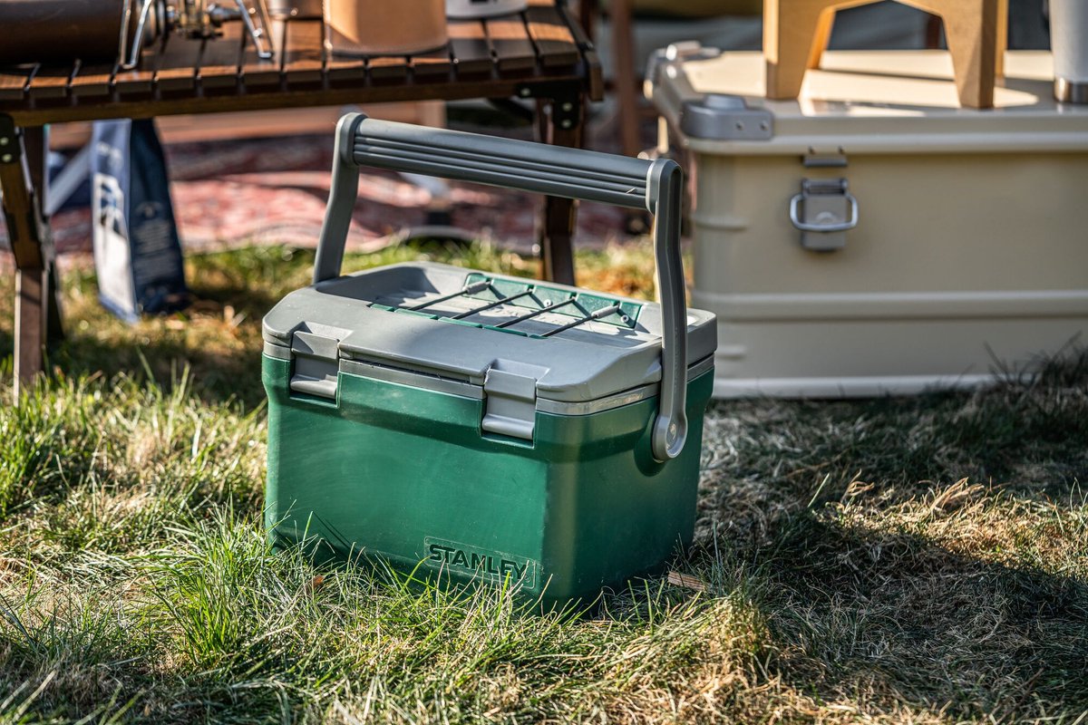 Stanley The Easy Carry Outdoor Cooler 15,1L - Koelbox - Green | bol.com