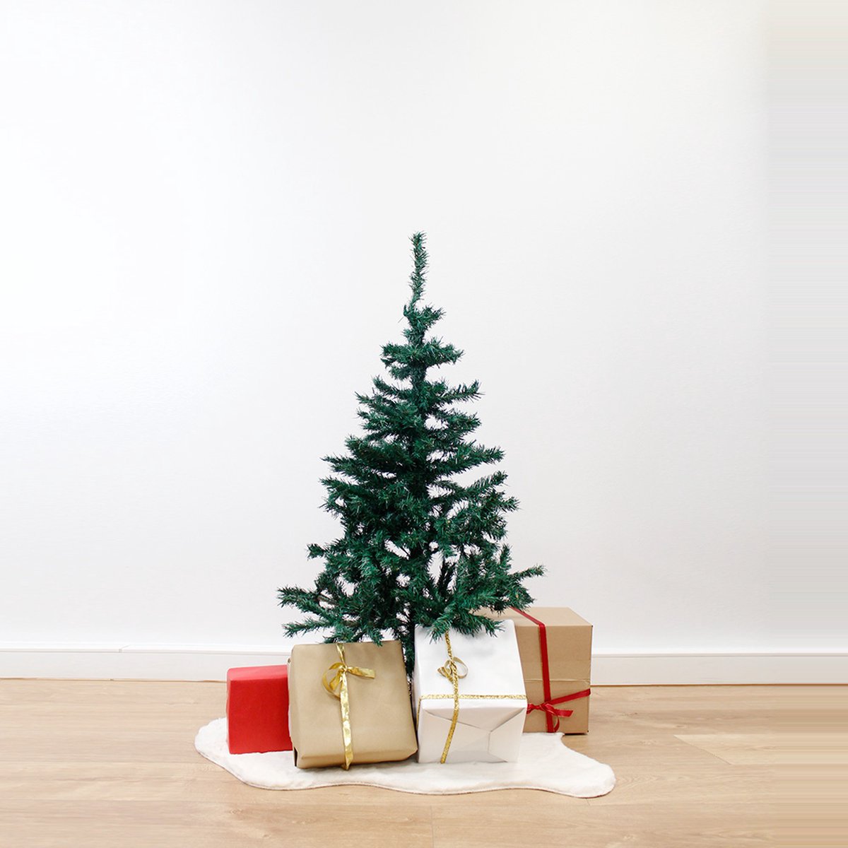 GROENE kerstboom 120cm met 200 kroppen