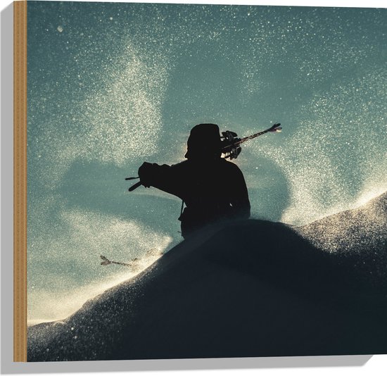 WallClassics - Hout - Silhouet van Skieër in Landschap - 50x50 cm - 12 mm dik - Foto op Hout (Met Ophangsysteem)