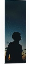 WallClassics - Plaque de Mousse PVC - Silhouette de Personne sous Ciel Étoilé - 20x60 cm Photo sur Plaque de Mousse PVC