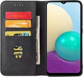 Smartphonica Samsung Galaxy A02 kunstleren hoesje met magnetische sluiting en pashouders book case - zwart / Kunstleer / Book Case geschikt voor Samsung Galaxy A02