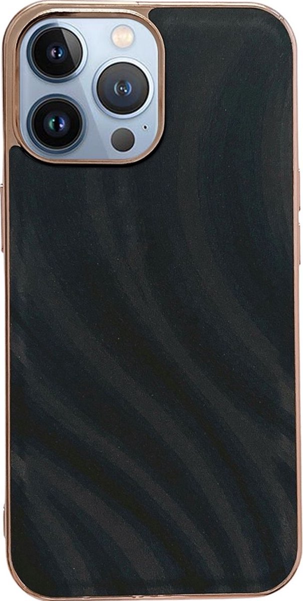 Mobigear Hoesje geschikt voor Apple iPhone 14 Pro Telefoonhoesje Hardcase | Mobigear Wavy Backcover | iPhone 14 Pro Case | Back Cover - Zwart