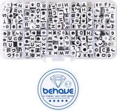 Behave Square Letter Beads Set - Wit avec des lettres noires - Acryl - Perles - Alphabet Perles - 6mm - 624 Pièces