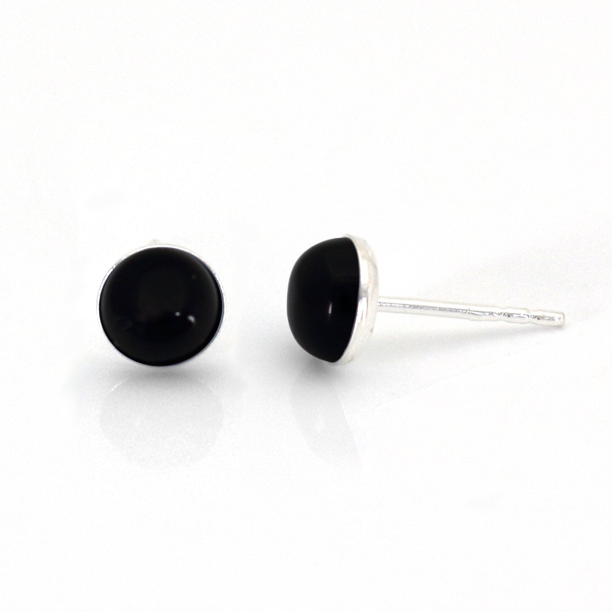 ARLIZI 2130 Oorbellen zwart onyx cabochon oorstekers - sterling zilver - 6 mm