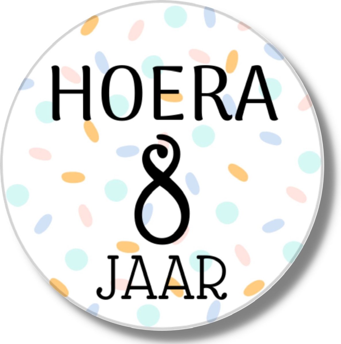Traktatiestickers Hoera 8 Jaar - Stickervel - Cadeausticker - Wensetiket - Rond 40 mm - Sluitsticker - 20 stuks - Wit Pastel Groen Geel Roze Groen Blauw Paars Confetti - Sticker 8e Verjaardag - Kinder Traktatie - Basisschool Kinderfeestje Feest