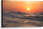 WallClassics - Canvas  - Kalmerende Zee met Zonsondergang - 90x60 cm Foto op Canvas Schilderij (Wanddecoratie op Canvas)