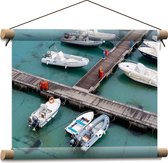 WallClassics - Textielposter - Kleine Speedbootjes in de Haven - 40x30 cm Foto op Textiel