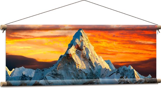 WallClassics - Textielposter - Sneeuwbergtop voor Zonsondergang - 90x30 cm Foto op Textiel