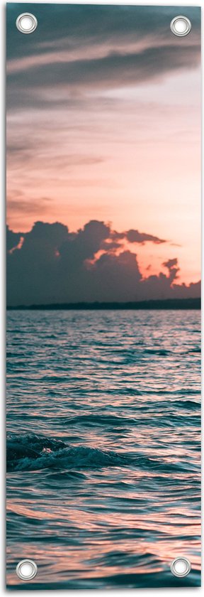 WallClassics - Tuinposter – Zon achter Wolken boven Zee - 20x60 cm Foto op Tuinposter  (wanddecoratie voor buiten en binnen)