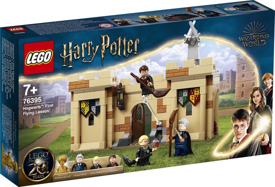 LEGO Harry Potter Zweinstein: Eerste Vliegles - 76395
