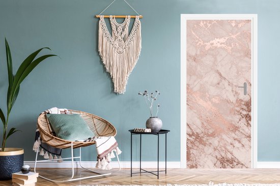 Deurposter 80x205 cm - Deursticker Marmer - Roze - Luxe - Marmerlook - Glitter - Design - Meubelfolie zelfklevend - Deurfolie woonkamer - Interieurfolie fotobehang - Deur plakfolie - Deurstickers - Deurbehang sticker - Kamer decoratie