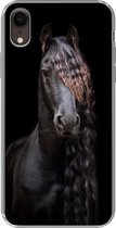 Geschikt voor iPhone XR hoesje - Paarden - Fries - Manen - Zwart - Dieren - Siliconen Telefoonhoesje