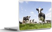 Laptop sticker - 15.6 inch - Koeien - Gras - Dieren - Zon - Boerderij - 36x27,5cm - Laptopstickers - Laptop skin - Cover