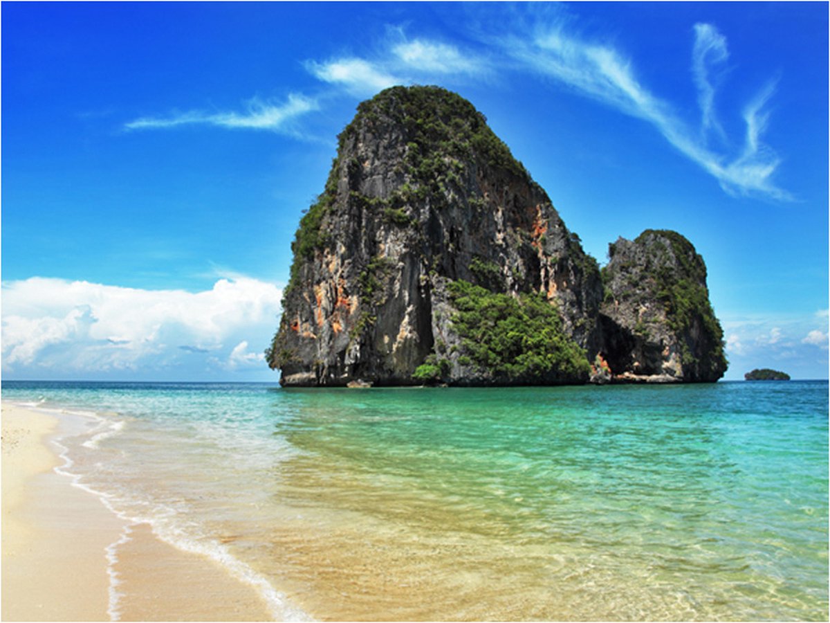 Fotobehang - Exotisch landschap in Thailand, Railay strand.