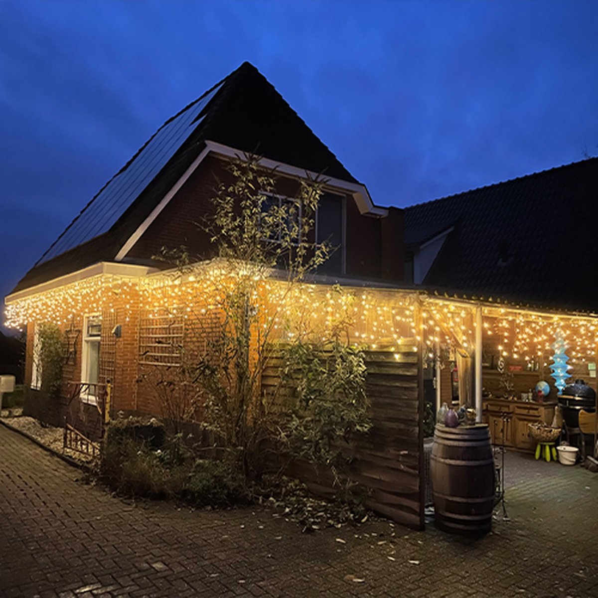 KerstXL Ijspegelverlichting Lichtgordijn - 12 meter - 360 LEDs - Warm wit - Met 8 functies - Luksus