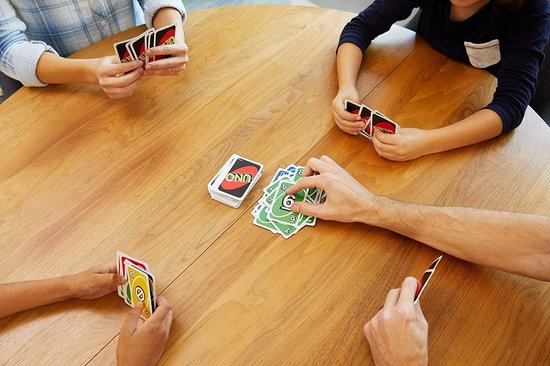 Thumbnail van een extra afbeelding van het spel BERKATMARKT - UNO metalen box, gezelschapsspel en 112 kaarten voor het hele gezin, 2 tot 10 spelers, vanaf 7 jaar, HGB63