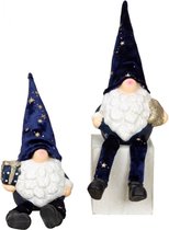 Kabouter Kerstfiguren - zittende kabouters - Gnoom met bengel beentjes hoogte - 3,5-4cm - 2 Stuks