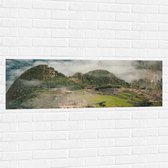 WallClassics - Muursticker - Machu Pichu vanuit de Lucht - 120x40 cm Foto op Muursticker