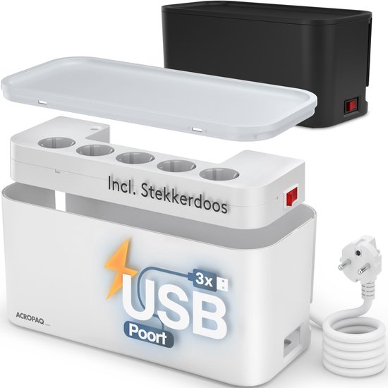 Witte kabelbox met opengewerkte deksel, waarop de stekkerdoos met 5 stopcontacten en 3 USB-poorten te zien is. De tekst 'Incl. Stekkerdoos' en '3x USB Poort' is zichtbaar.