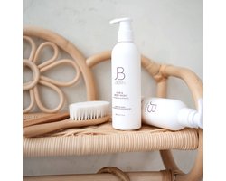 J.Born Baby Shampoo & Wasgel (2-in-1) - Met Prebiotica & Probiotica - Parfumvrij & Hypoallergeen - Voor Eczeemgevoelige Huid - 200ml