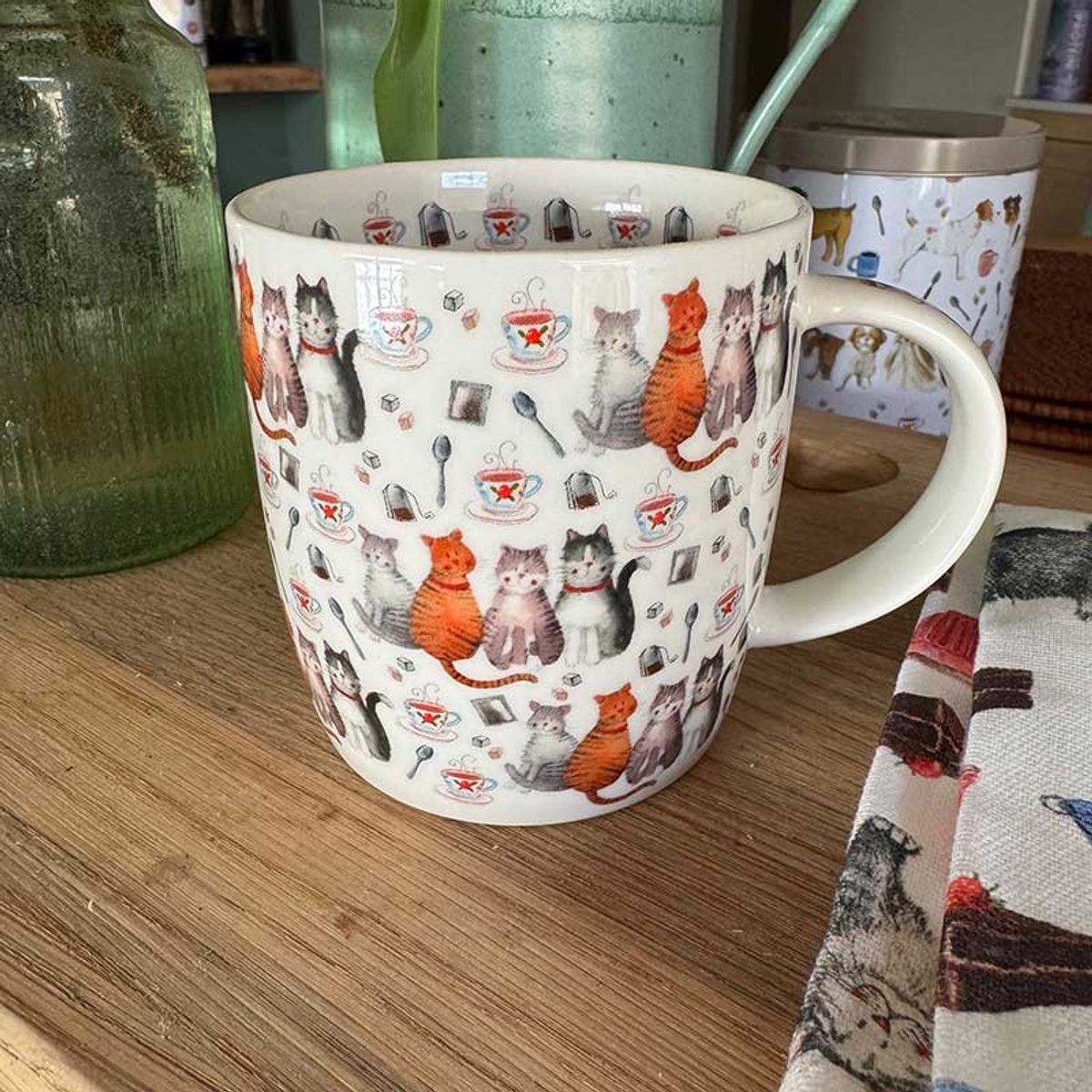 Alex Clark Mok ~ Cat and Tea ~ Katten en thee motief