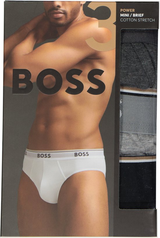 Verpakking met drie BOSS slips: wit, grijs en zwart.