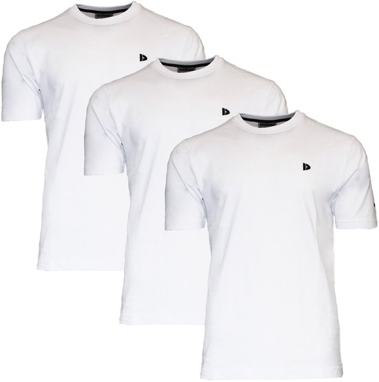 Twee witte Donnay t-shirts met zwart logo op de borst en arm.