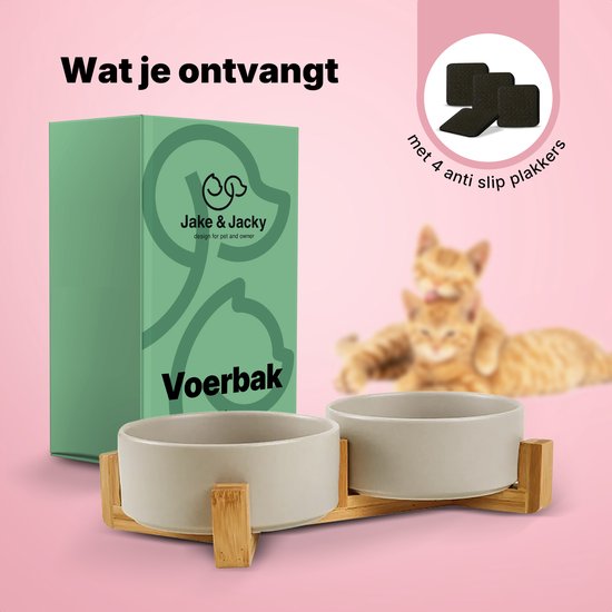 Verpakking van Jake & Jacky voerbak met grijze keramische dubbele voerbak op bamboe standaard en 4 anti-slip plakkers.